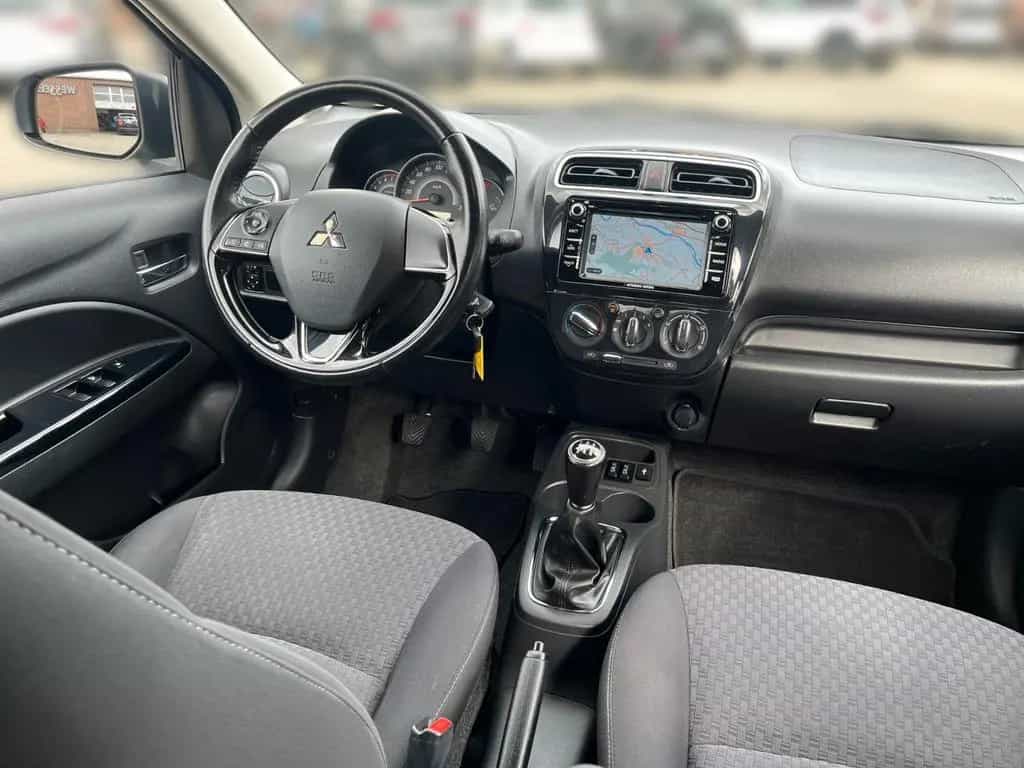 Mitsubishi Space Star Edition 100+ 02/2018-photo-18