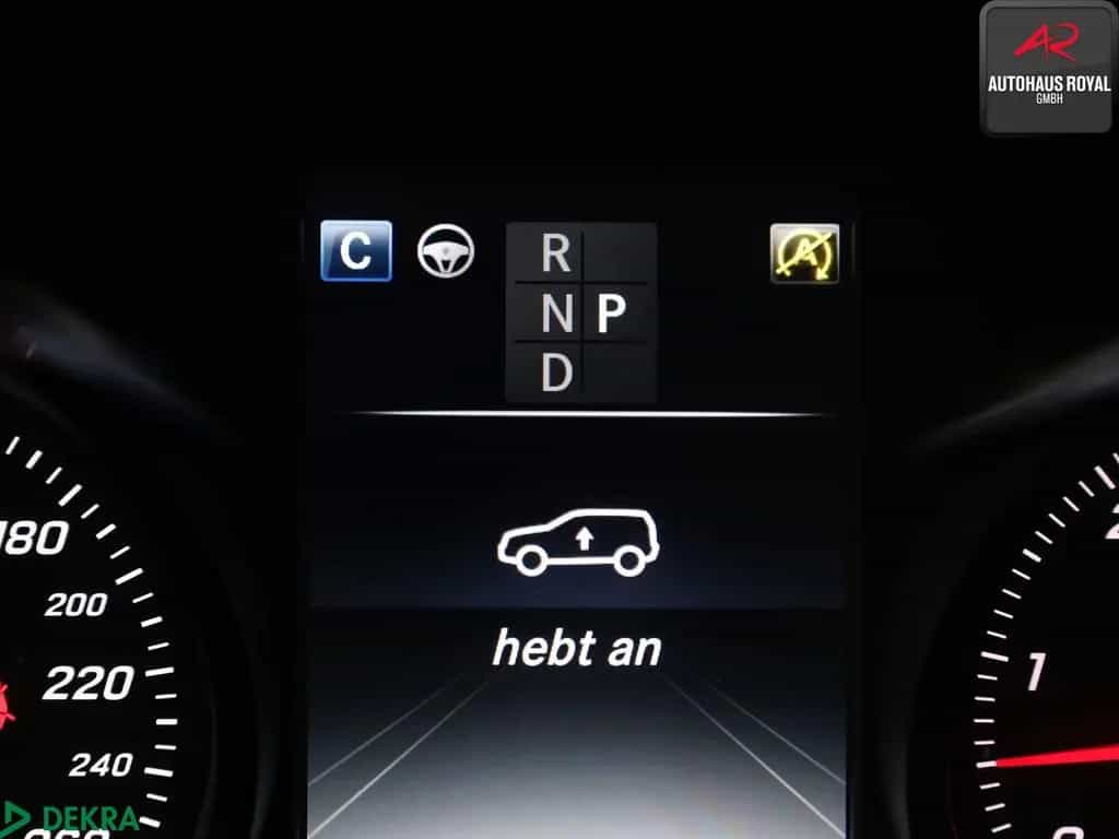 Mercedes-Benz GLC-Class d 3x AMG NIGHT AIRMATIC,HEADUP,360GRAD 01/2019-photo-18