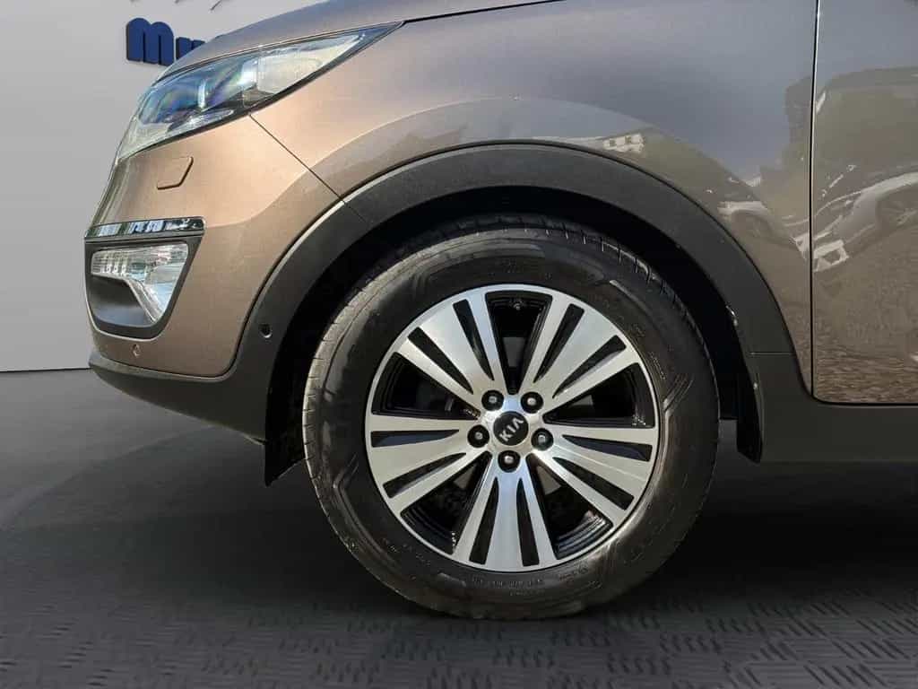 Kia Sportage 2WD I PanoI AHKI NaviI Garantie 11/2014-photo-12