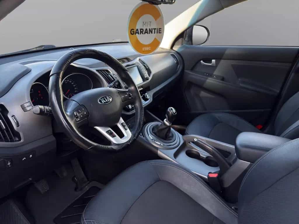 Kia Sportage 2WD I PanoI AHKI NaviI Garantie 11/2014-photo-17