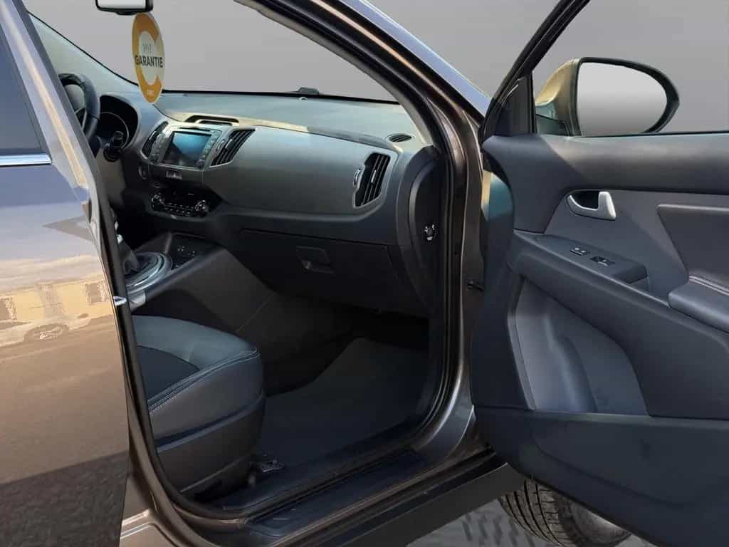 Kia Sportage 2WD I PanoI AHKI NaviI Garantie 11/2014-photo-21