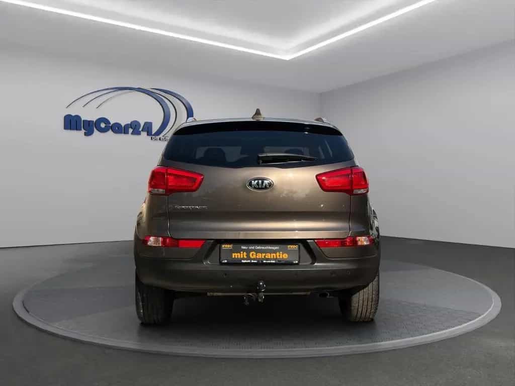 Kia Sportage 2WD I PanoI AHKI NaviI Garantie 11/2014-photo-9