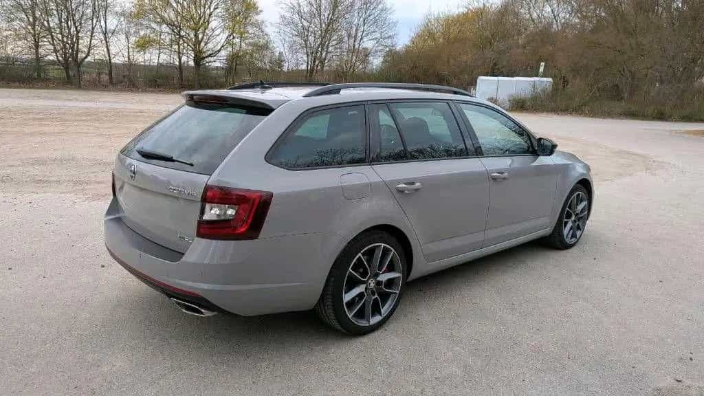 Skoda Octavia RS 245 PS Benzin Navi/Led/Rü... 12/2019-photo-1