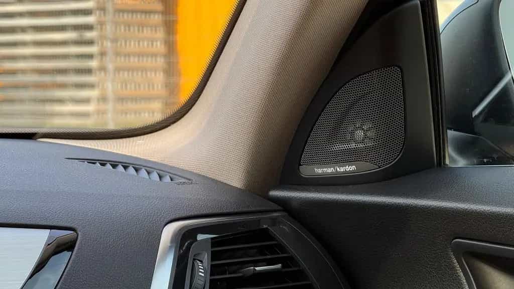 BMW 2 Series 230i Coupé  Sport Line LED H&K Schiebedach SHZ 10/2018-photo-25