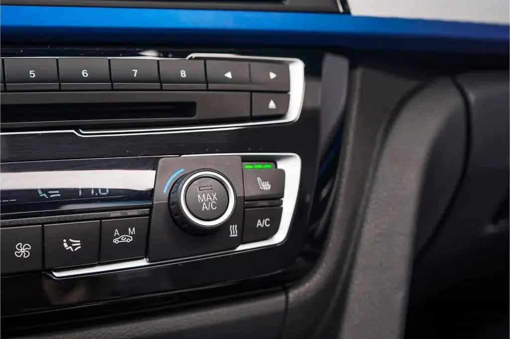 BMW 4 Series 440 4-serie Cabrio 440i M-Sport Nekverwarming Cr 01/2018-photo-26