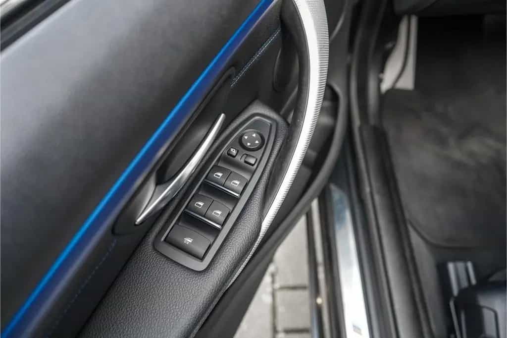 BMW 4 Series 440 4-serie Cabrio 440i M-Sport Nekverwarming Cr 01/2018-photo-40