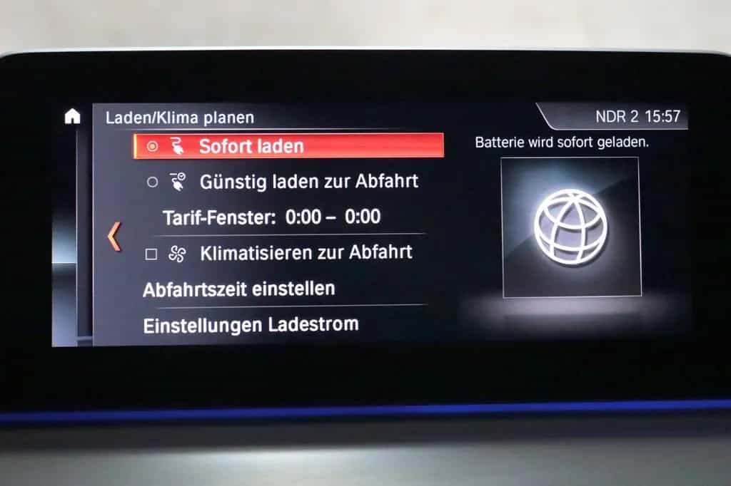 BMW 5 Series 530e Lim. Aut. Sport Line AHK KAMERA HEADUP NAV 07/2020-photo-32