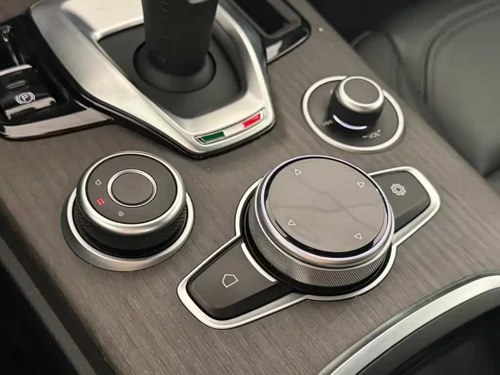 Alfa Romeo Stelvio Ti Q4/MEMORY/NAVI/KAMERA/ACC/KLIMA 06/2022-photo-23