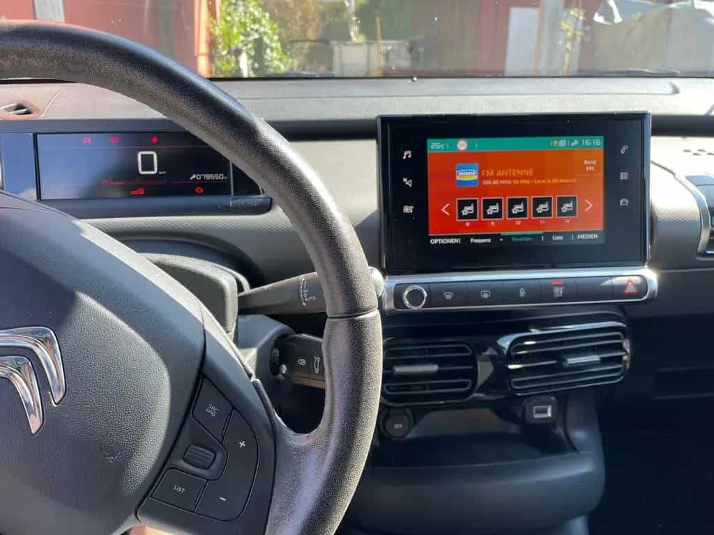 Citroën C4 Cactus PureTech 110 S&S Shine Shine 01/2020-photo-2