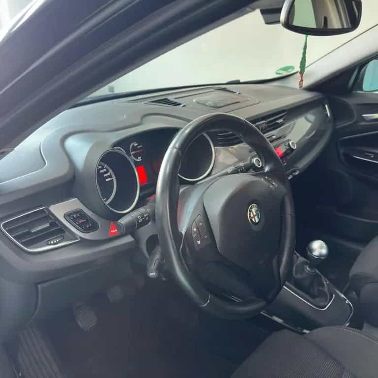 Alfa Romeo Giulietta 2.0 JTDm-2 140 CV Distincti 06/2011-photo-6