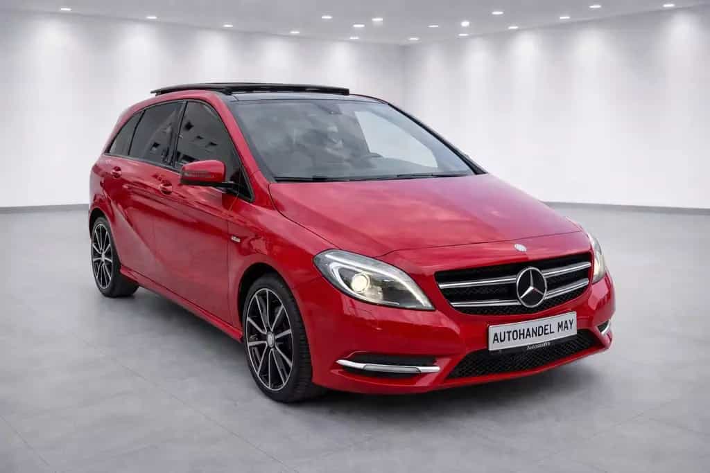 Mercedes-Benz B-Class 200 Automatik Panorama 04/2012-photo-0