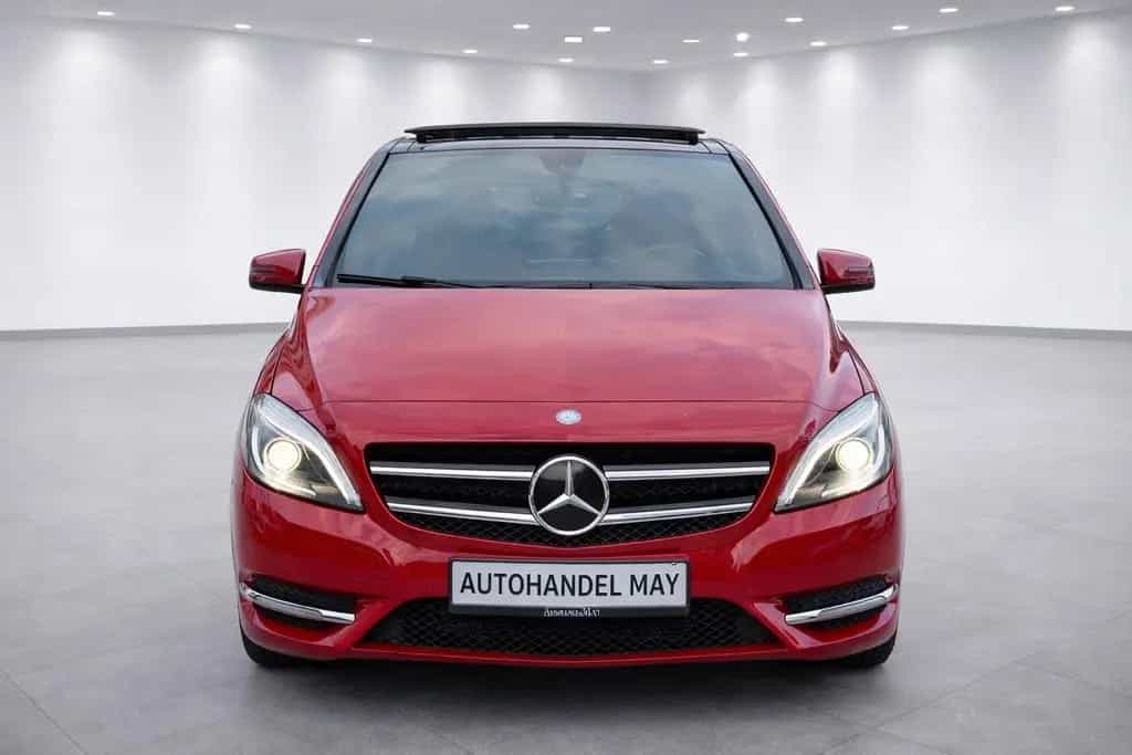 Mercedes-Benz B-Class 200 Automatik Panorama 04/2012-photo-1