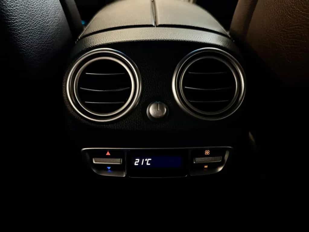 Mercedes-Benz GLC 250 3x AMG-LINE 4M COMAND AHK STNDHZG HEADUP 03/2018-photo-21