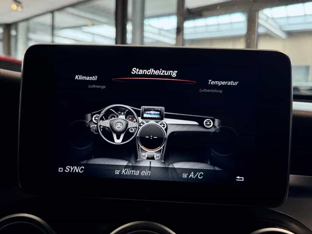 Mercedes-Benz GLC 250 3x AMG-LINE 4M COMAND AHK STNDHZG HEADUP 03/2018-photo-33