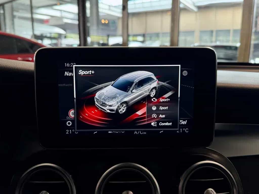 Mercedes-Benz GLC 250 3x AMG-LINE 4M COMAND AHK STNDHZG HEADUP 03/2018-photo-36