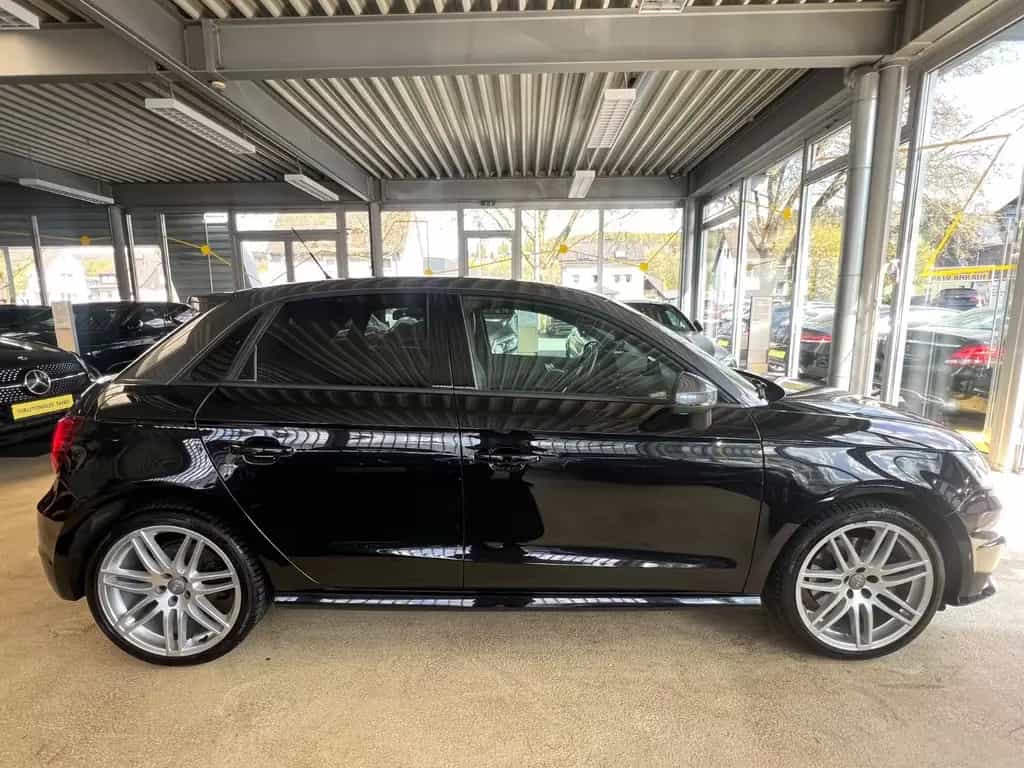 Audi S1 Sportback 2.0 TFSI quattro *BI-COLOUR* 12/2017-photo-8