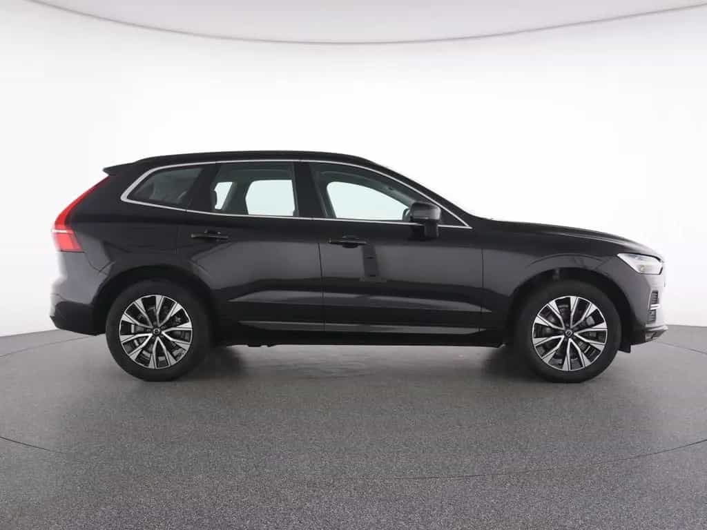 Volvo XC60 B4 CORE LICHTPAK+WINTERPAK+MET+LM+ 02/2023-photo-11