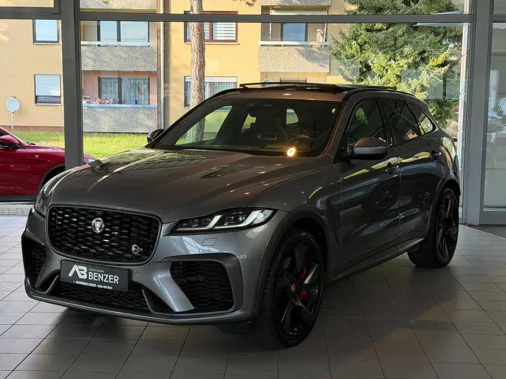 Jaguar F-Pace SVR /PANO/MERIDIAN/360°KAM/HUD/AMBIENTE 01/2022-photo-40