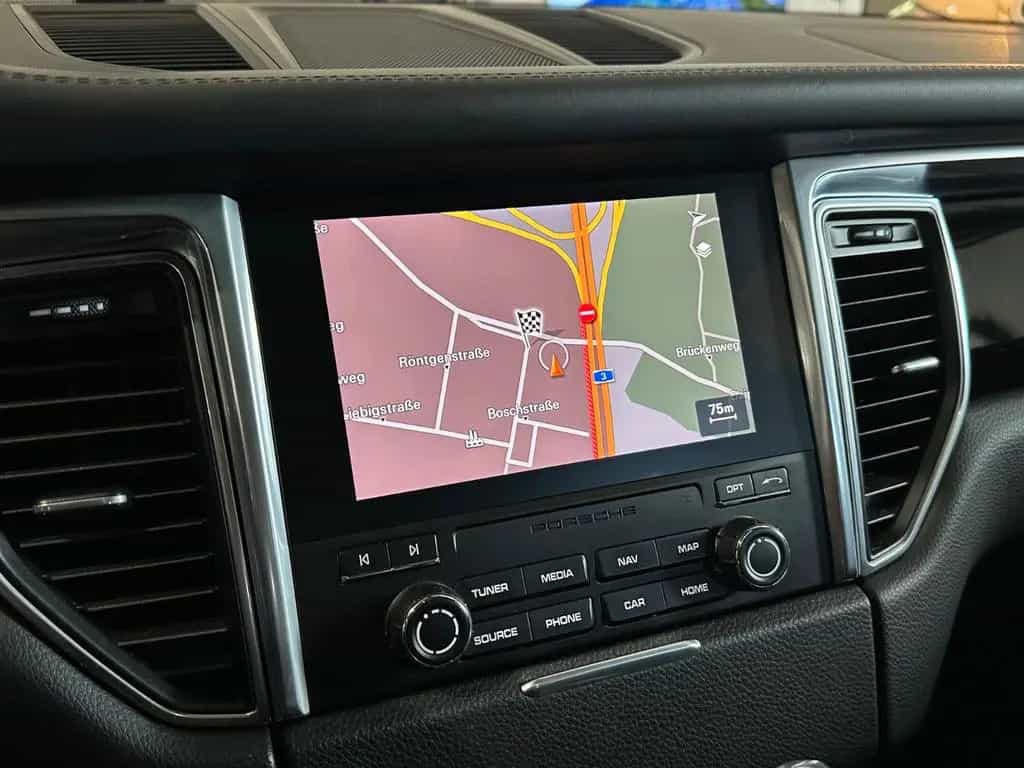 Porsche Macan S *Panorama,BOSE,Sport Chrono,AHK,ACC* 04/2018-photo-12