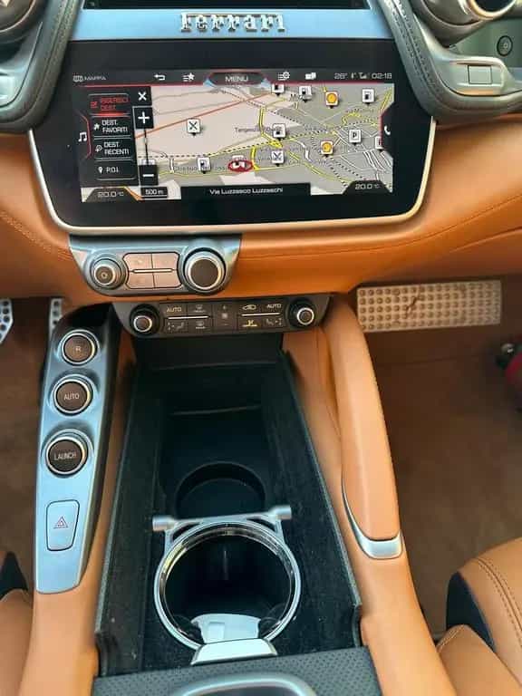 Ferrari GTC4 Lusso GTC4Lusso T 11/2017-photo-8