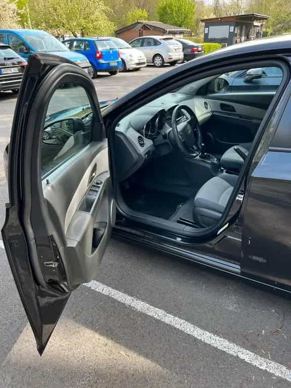 Chevrolet Cruze 2.0 Diesel 150 PS gepf... 11/2010-photo-8