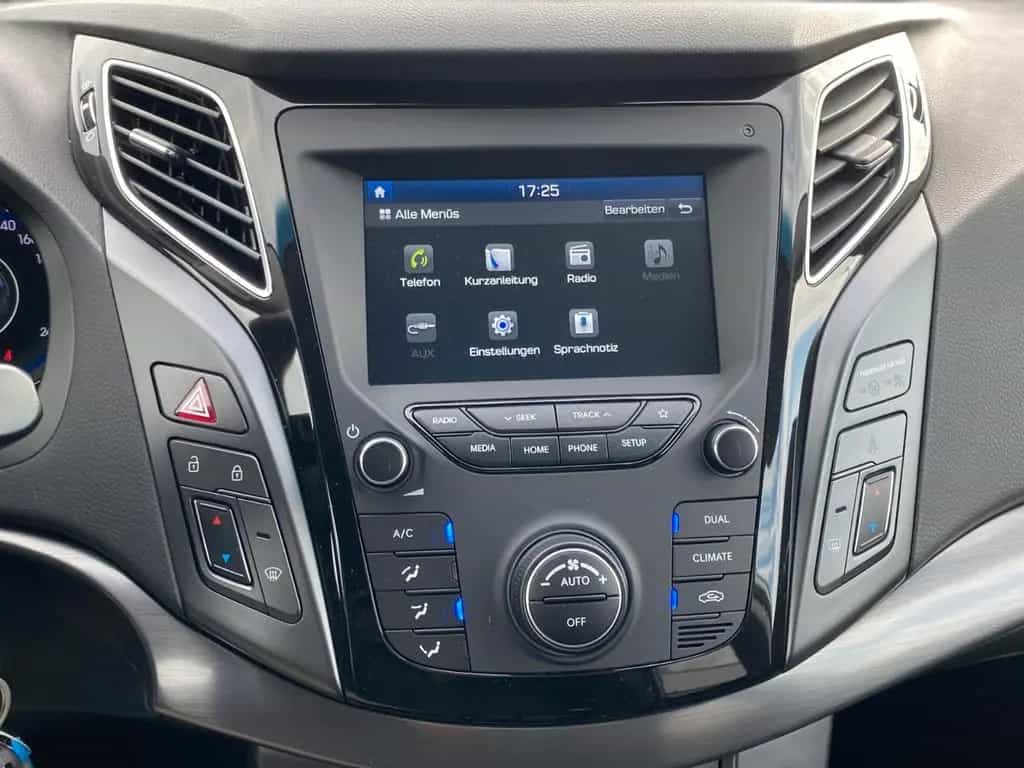 Hyundai i40 cw blue Space*Original 19500 Km*aus 1.Hand* 05/2019-photo-22