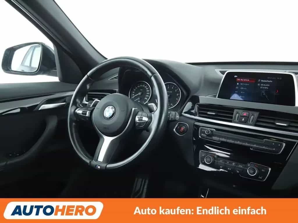 BMW X1 xDrive 25i M Sport Aut. *NAVI*LED*TEMPO*CAM* 03/2018-photo-12
