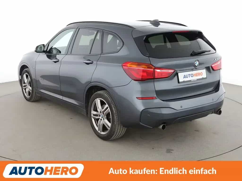 BMW X1 xDrive 25i M Sport Aut. *NAVI*LED*TEMPO*CAM* 03/2018-photo-3