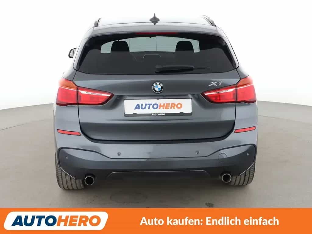 BMW X1 xDrive 25i M Sport Aut. *NAVI*LED*TEMPO*CAM* 03/2018-photo-4
