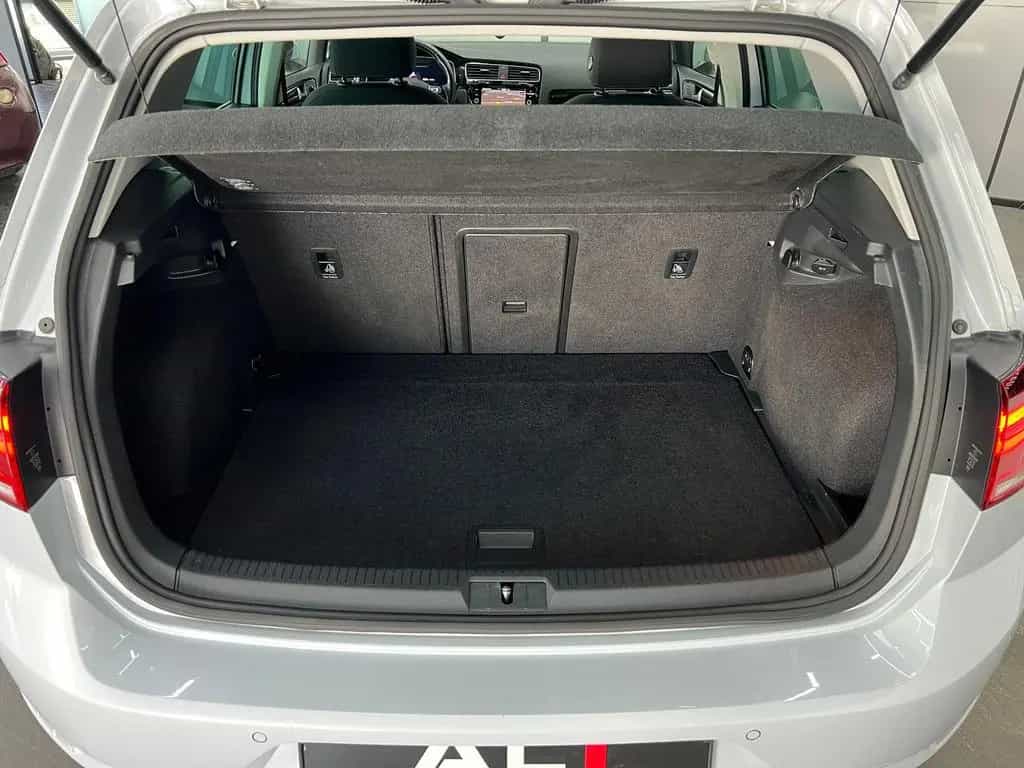 Volkswagen Golf 1.4 TSI Sound St-Stp. Android, Pano., Navi. 02/2018-photo-17