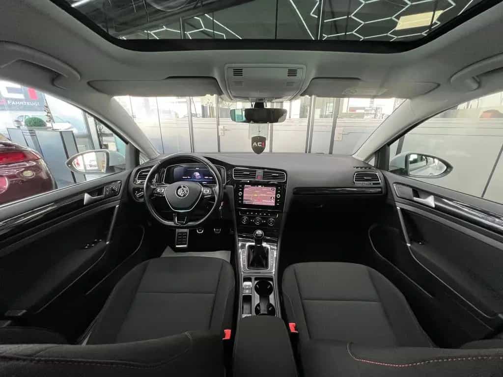Volkswagen Golf 1.4 TSI Sound St-Stp. Android, Pano., Navi. 02/2018-photo-21