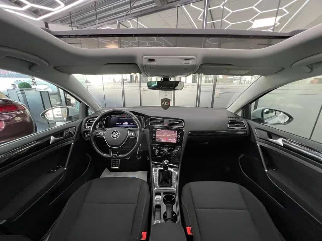Volkswagen Golf 1.4 TSI Sound St-Stp. Android, Pano., Navi. 02/2018-photo-24