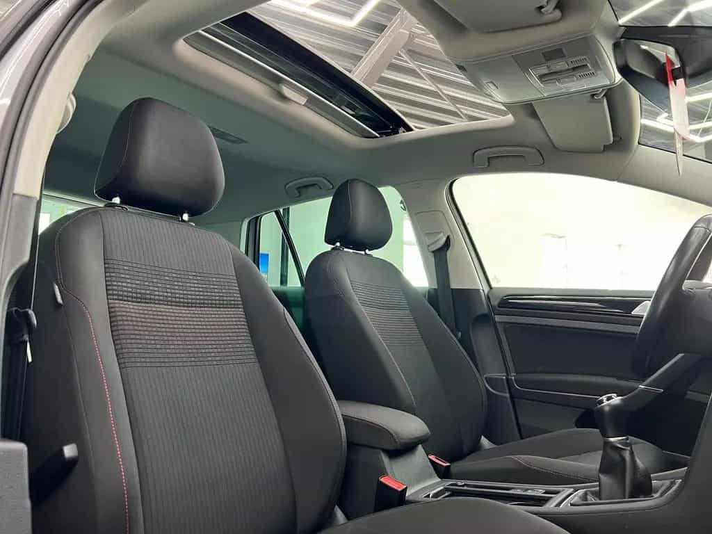 Volkswagen Golf 1.4 TSI Sound St-Stp. Android, Pano., Navi. 02/2018-photo-30