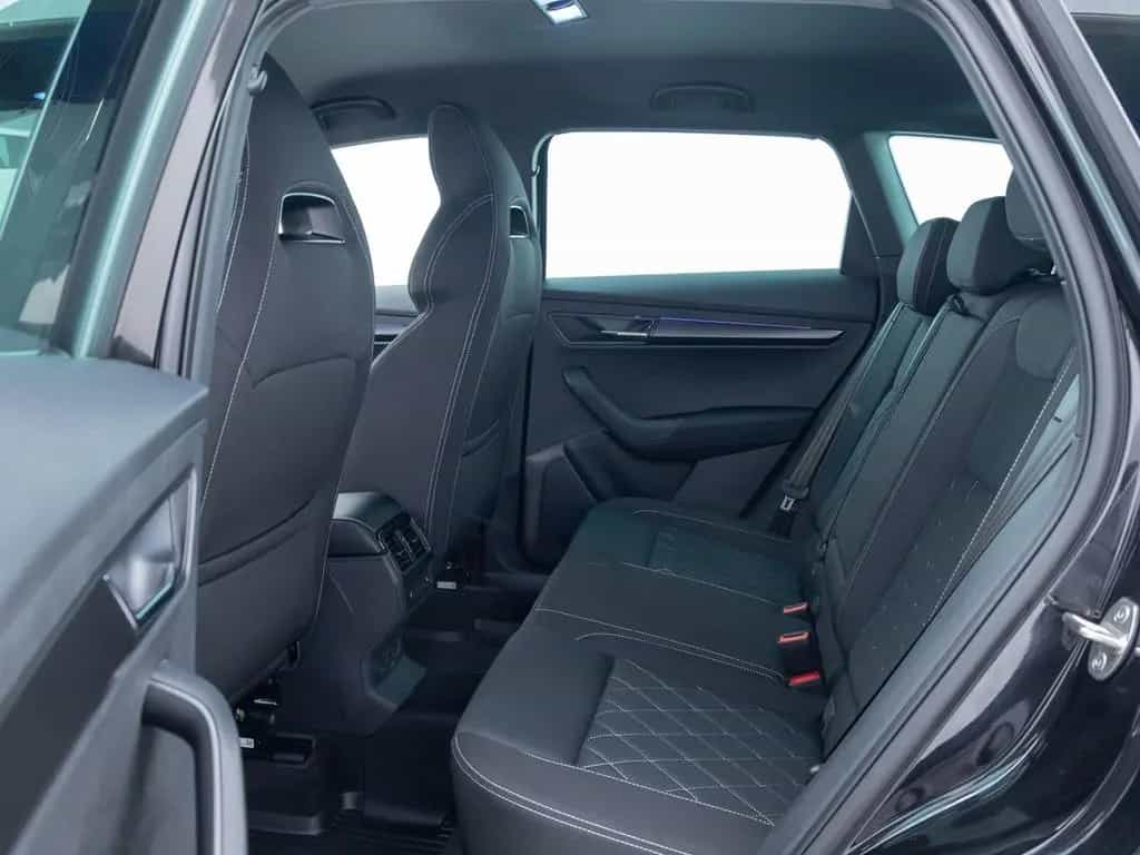 Skoda Karoq 2.0 TSI Sportline*4M*APP*AHK*RFK*ACC* 01/2023-photo-17