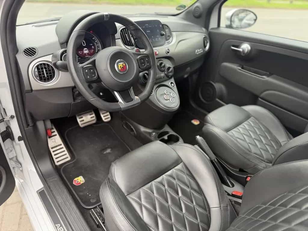Abarth 595 1.4 T-Jet 16V 595 MY22 160 PS Automatik 01/2023-photo-17