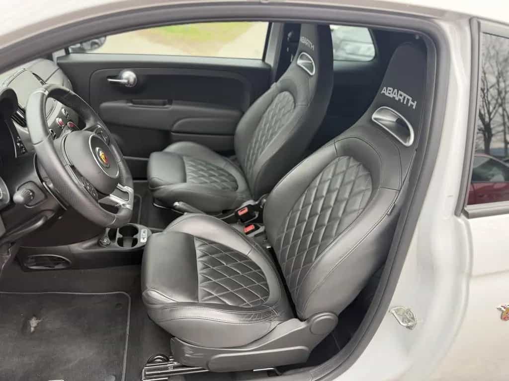 Abarth 595 1.4 T-Jet 16V 595 MY22 160 PS Automatik 01/2023-photo-9