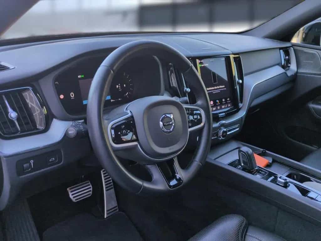 Volvo XC 60 R Design AWD Bluetooth Navi LED Vollleder 02/2022-photo-10