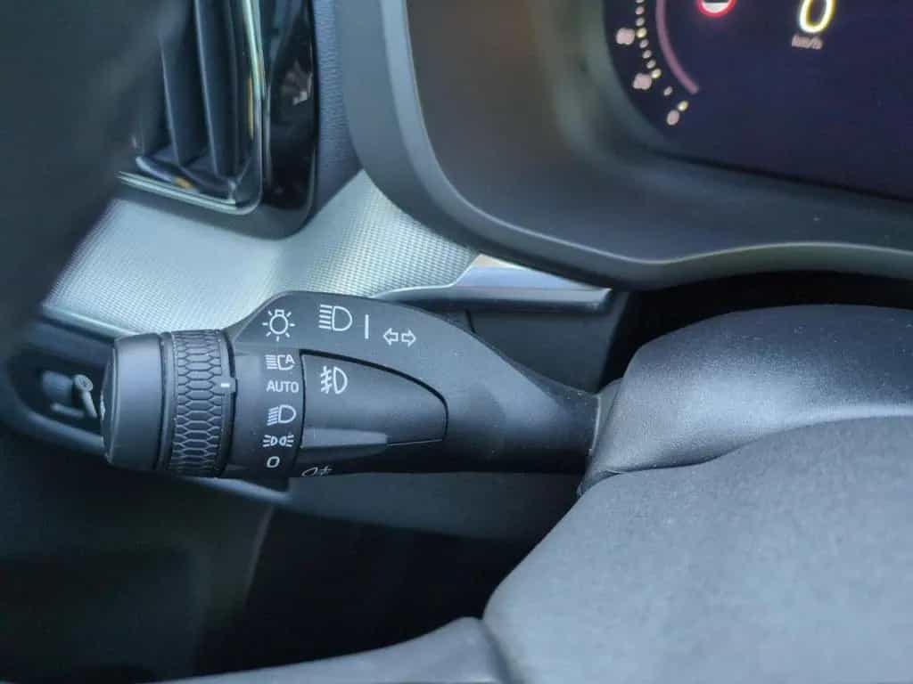 Volvo XC 60 R Design AWD Bluetooth Navi LED Vollleder 02/2022-photo-14