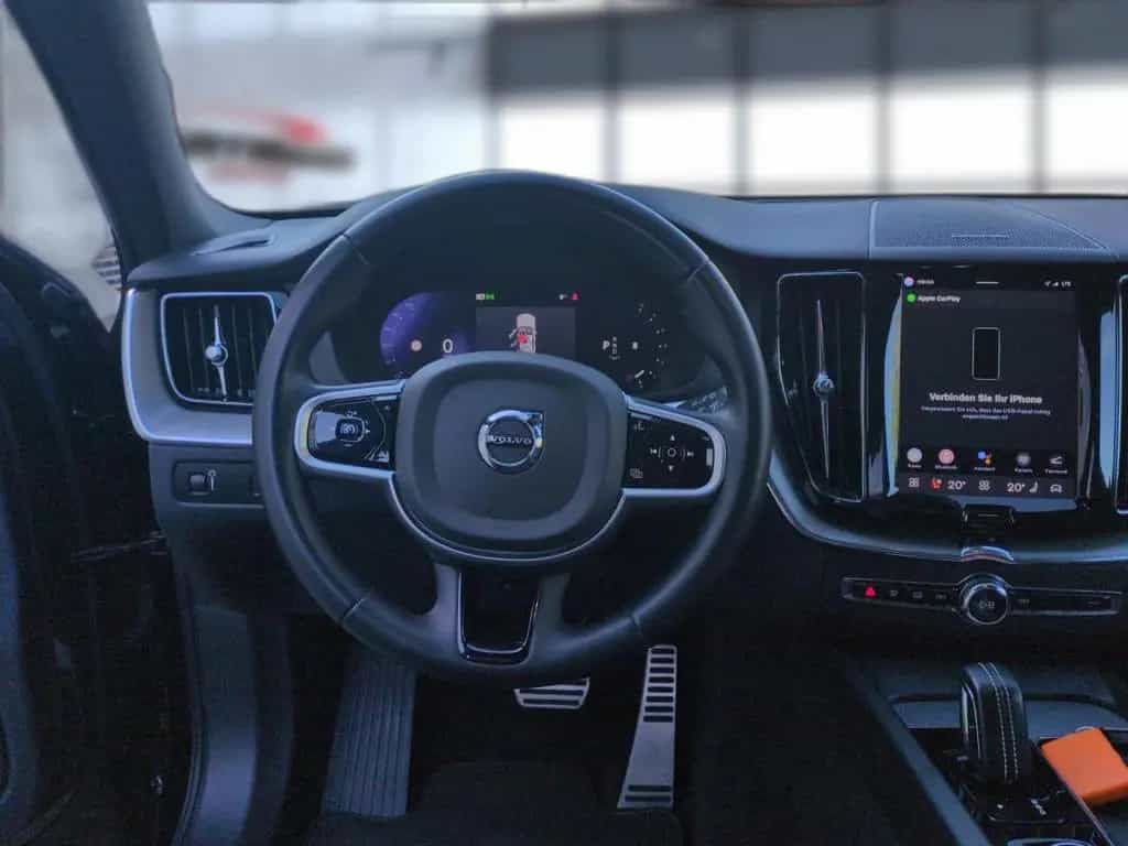 Volvo XC 60 R Design AWD Bluetooth Navi LED Vollleder 02/2022-photo-16