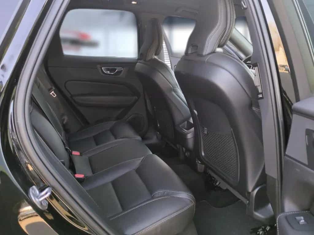 Volvo XC 60 R Design AWD Bluetooth Navi LED Vollleder 02/2022-photo-18