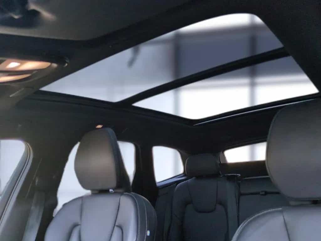 Volvo XC 60 R Design AWD Bluetooth Navi LED Vollleder 02/2022-photo-20