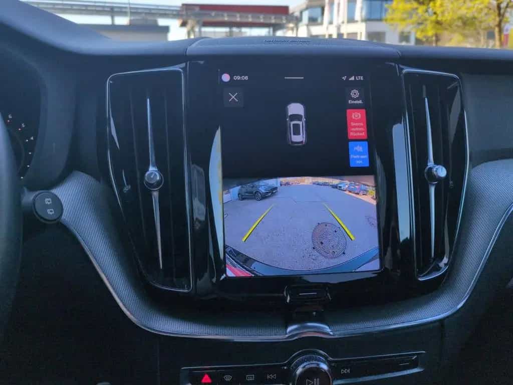 Volvo XC 60 R Design AWD Bluetooth Navi LED Vollleder 02/2022-photo-24