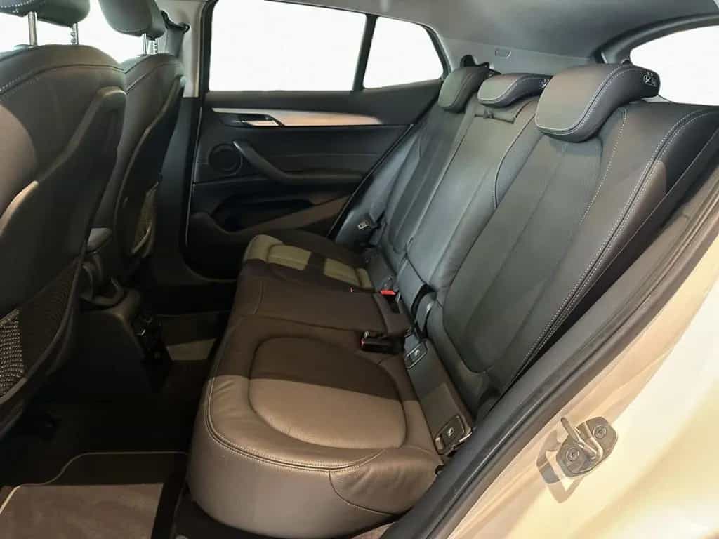 BMW X2 sDrive20i Aut. Advantage Pano,SportSi,Memory 04/2018-photo-11