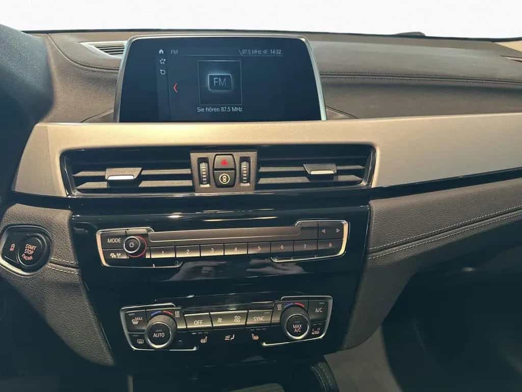BMW X2 sDrive20i Aut. Advantage Pano,SportSi,Memory 04/2018-photo-13