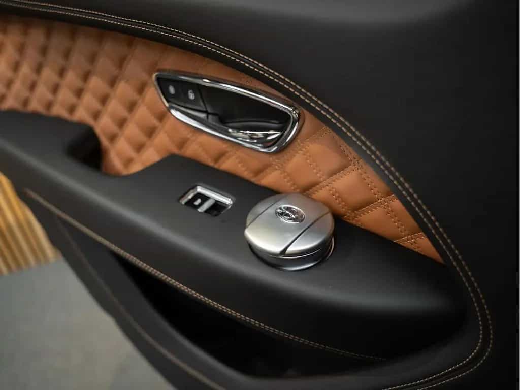 Bentley Bentayga V8 S Keramisch Mulliner Pakket 4.0 V8 S 06/2022-photo-30