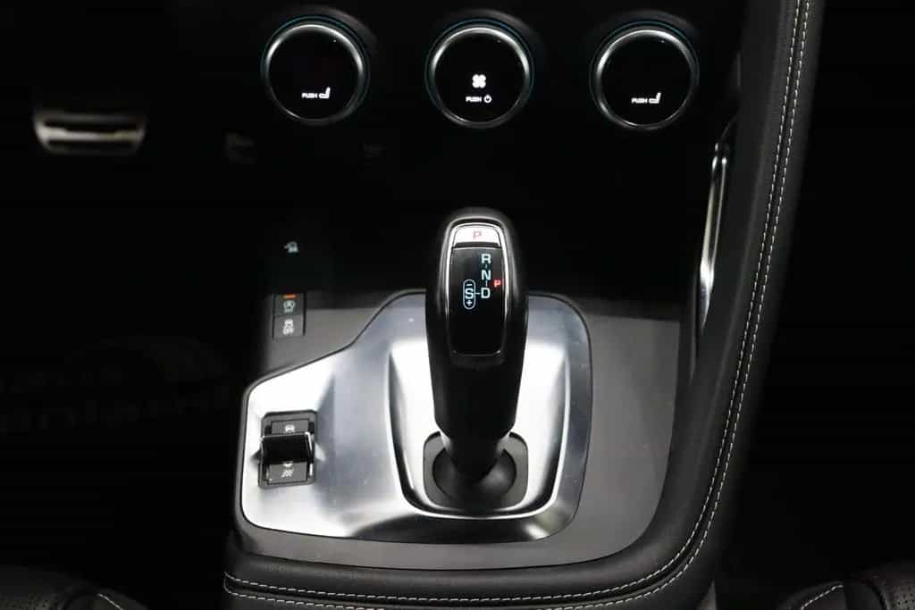 Jaguar E-Pace R-Dynamic SE AWD*MERIDAN*KAMERA*APPLECAR 12/2018-photo-26
