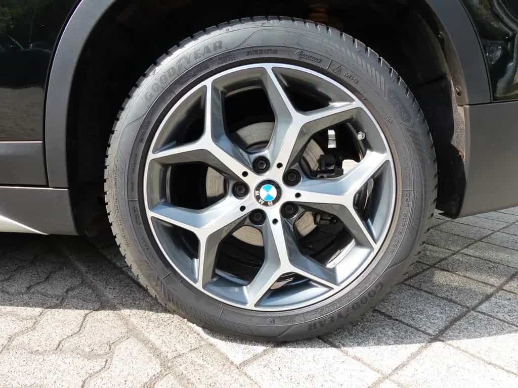BMW X1 sDrive18i xLine Aut., Panoramadach, Navi, LED 01/2017-photo-10