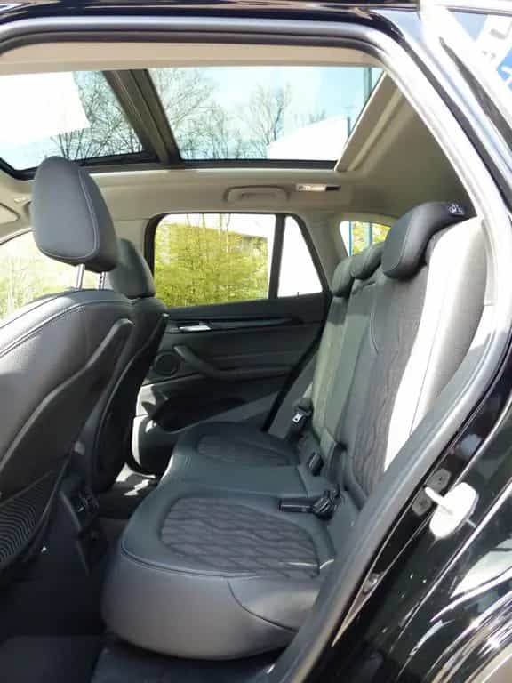 BMW X1 sDrive18i xLine Aut., Panoramadach, Navi, LED 01/2017-photo-14