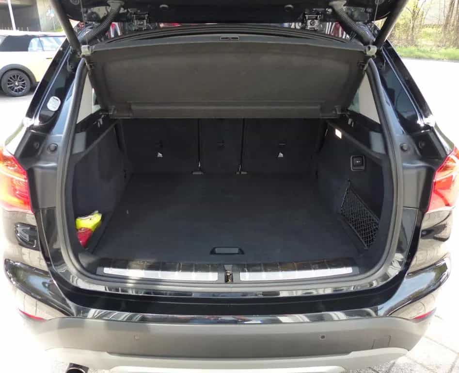 BMW X1 sDrive18i xLine Aut., Panoramadach, Navi, LED 01/2017-photo-18
