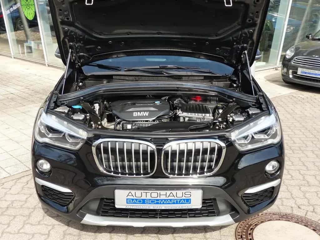 BMW X1 sDrive18i xLine Aut., Panoramadach, Navi, LED 01/2017-photo-21